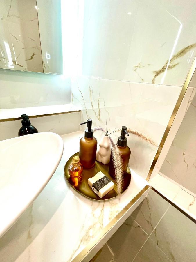 Spacious Loft, Duplex, Old Town, 3 Bedrooms - Easy Check-In Nice Buitenkant foto